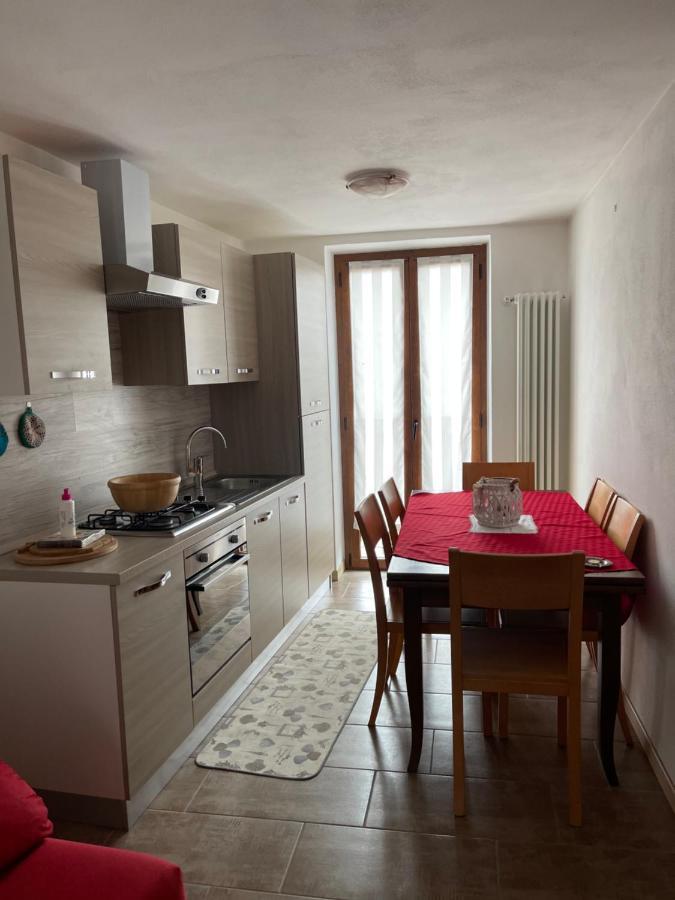 La Casa Di Pucci Nel Borgo Affrescato Di Parlasco Cortenova Ngoại thất bức ảnh