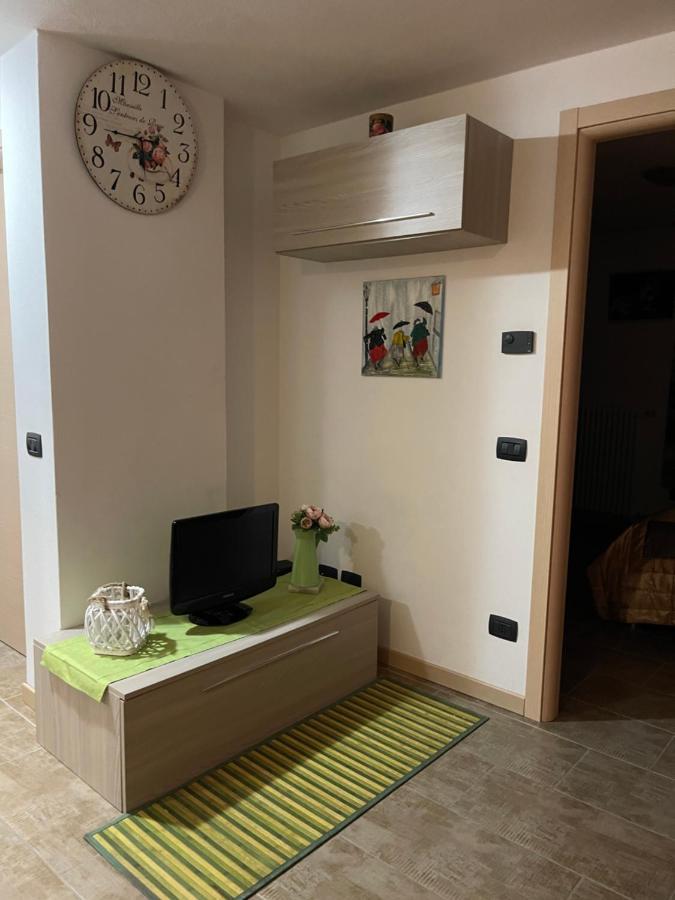 La Casa Di Pucci Nel Borgo Affrescato Di Parlasco Cortenova Ngoại thất bức ảnh