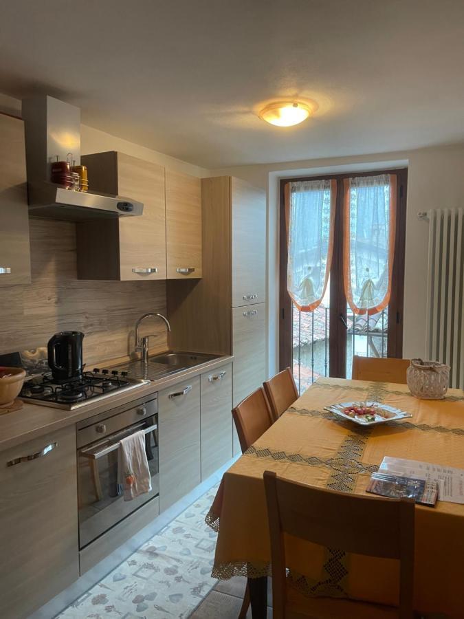 La Casa Di Pucci Nel Borgo Affrescato Di Parlasco Cortenova Ngoại thất bức ảnh